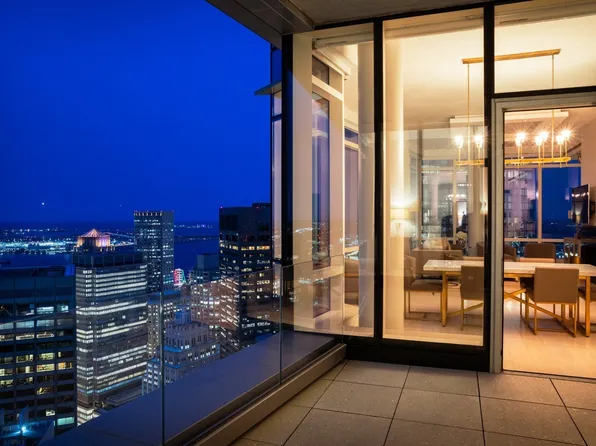 1 Franklin St #Penthouse 2d, Boston, MA 02110