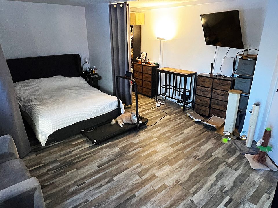 1st image of 180 Pearsall Dr APT 1F