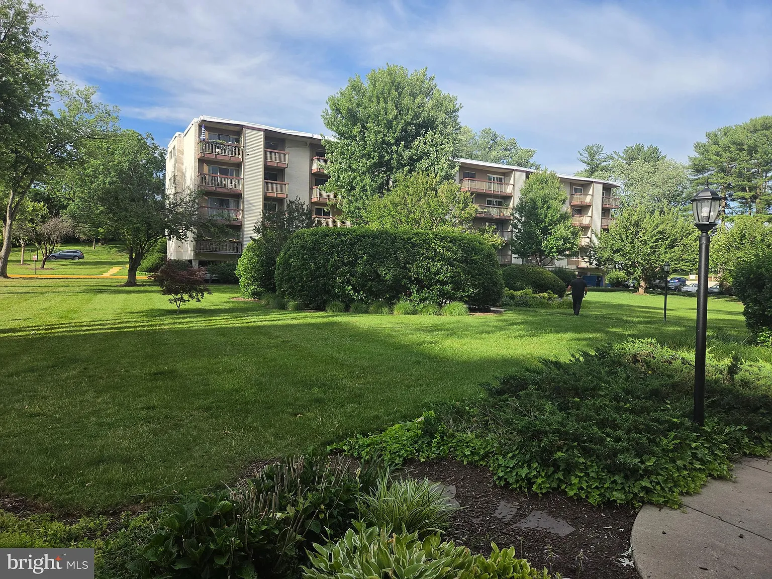 7420 Lakeview Dr — Photo 4