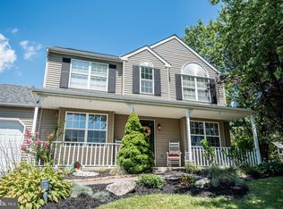 22 Kimberly Cir, Coatesville, PA 19320
