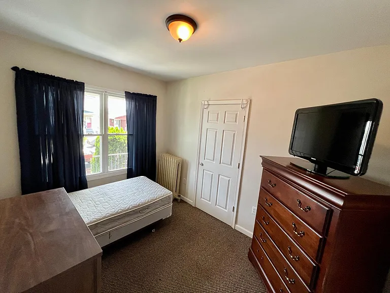 1104 Cornell St #1 — Photo 8