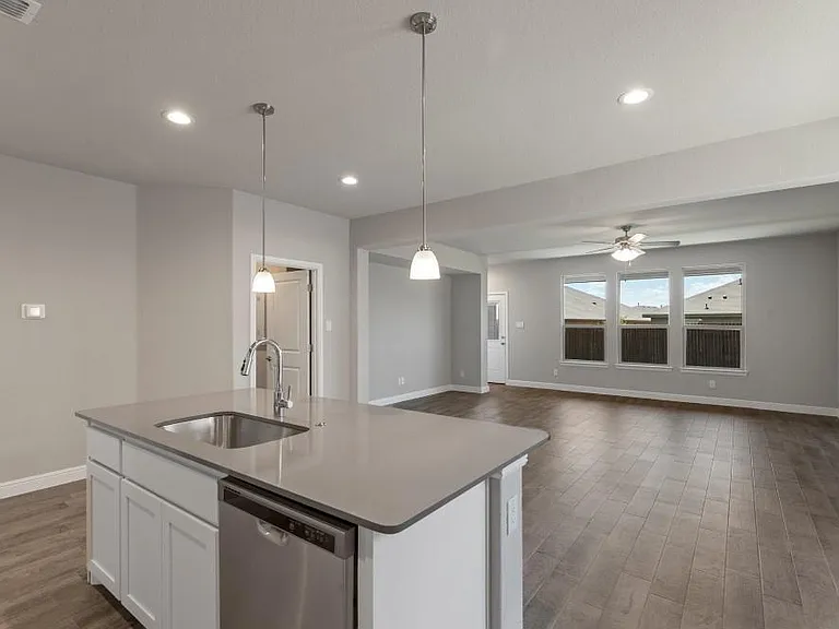 801 Chaplin Dr — Photo 9