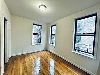 Rented by HOLTON REAL ESTATE INC.