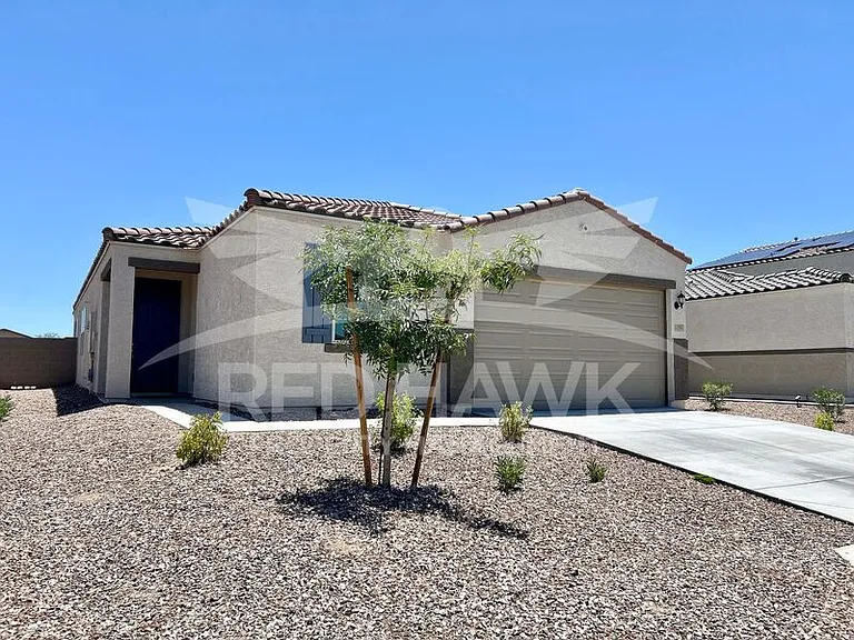 12603 W Vista Ave — Photo 2