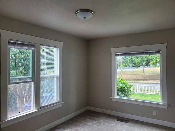 2nd image of 2109 8th St