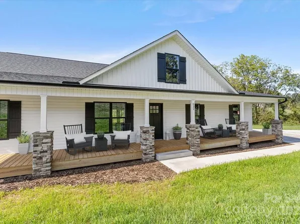632 Morlin Acres Dr, Marshall, NC 28753