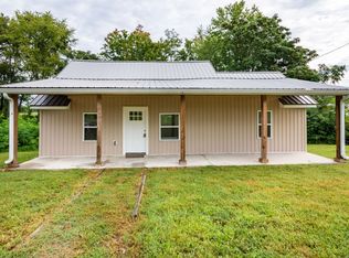 605 Days Rd, Lafayette, TN 37083