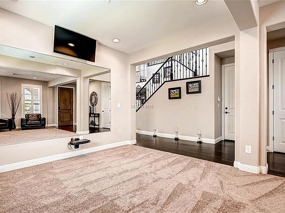 5th image of 553 Green Sage Way