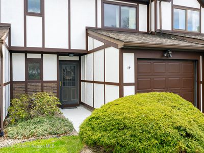 14 Amber Court Court, Poughkeepsie, NY, 12603
