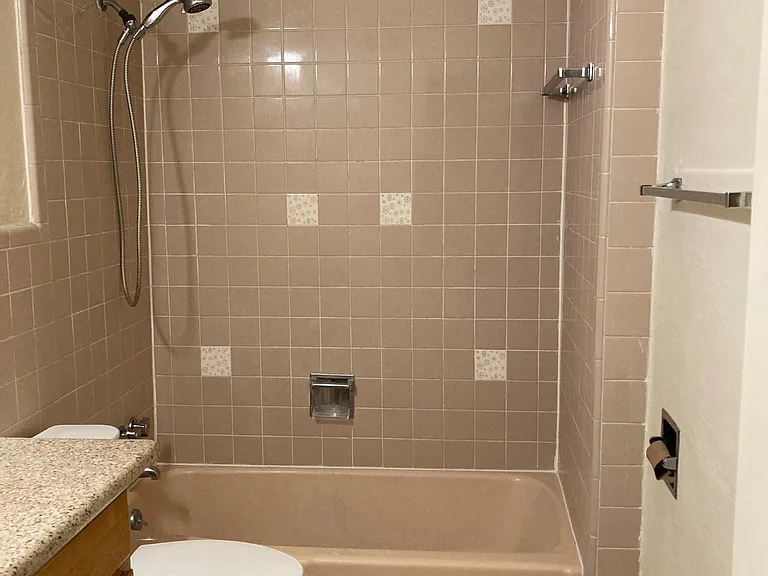 2134 Metairie Rd #106 — Photo 8