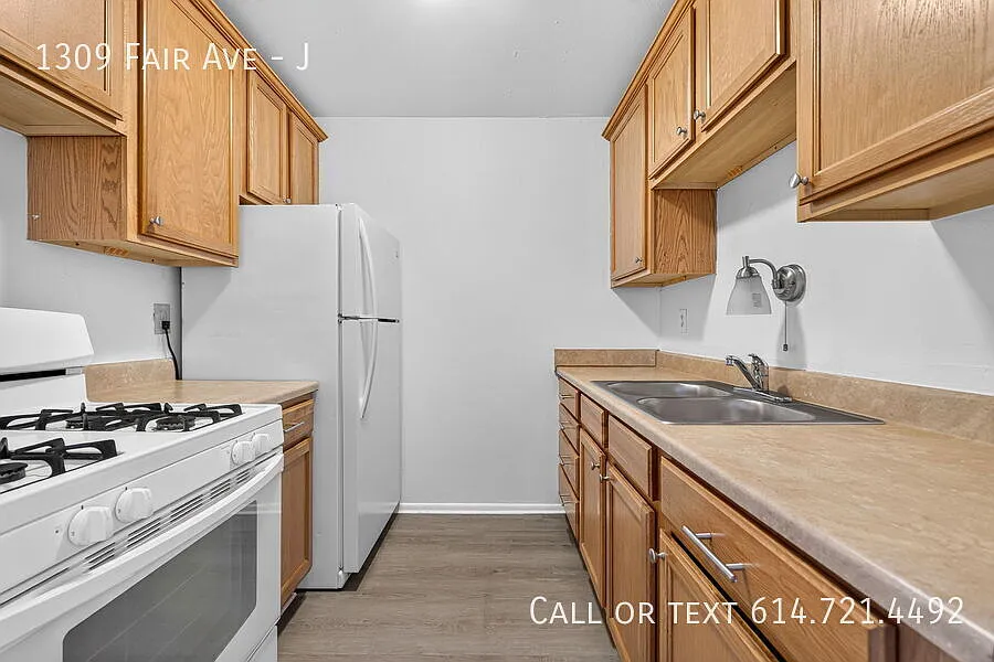1309 Fair Ave #J