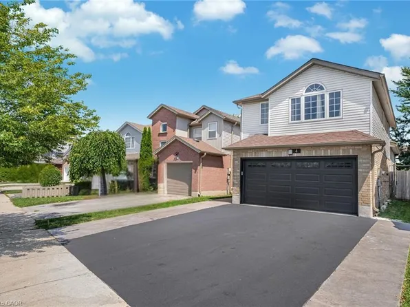 4 Orchid Cres, Kitchener, ON N2E 3N2