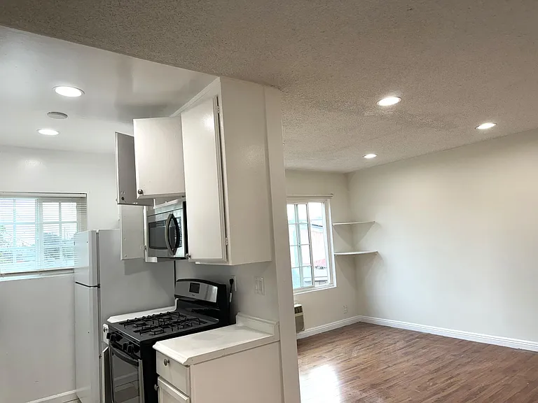 11258 Tiara St #7 — Photo 10