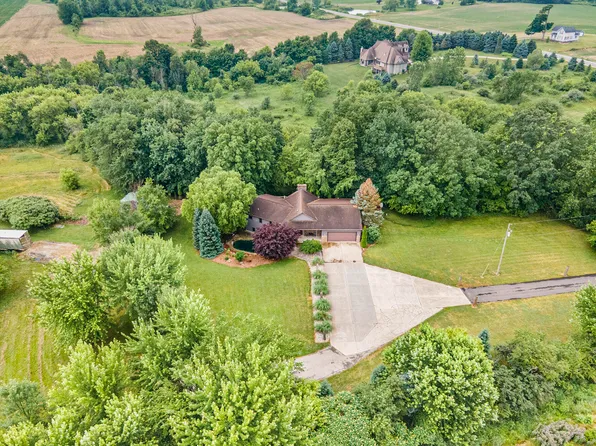 2766 48th Ave, Zeeland, MI 49464