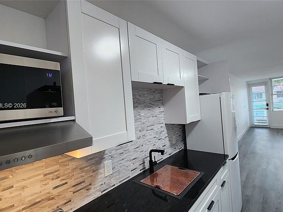 3rd image of 300 74th St APT 14