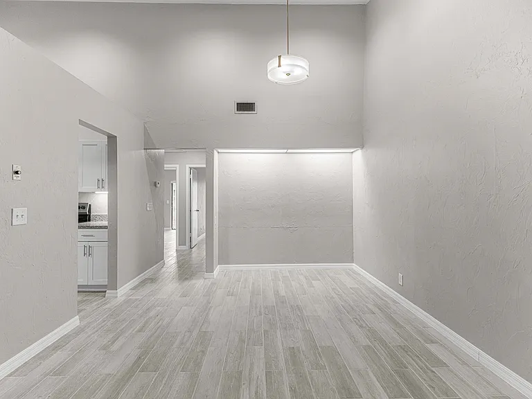 4151 SE 22nd Ave #D — Photo 7