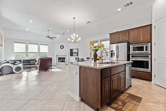 2949 Diego Dr — Photo 3