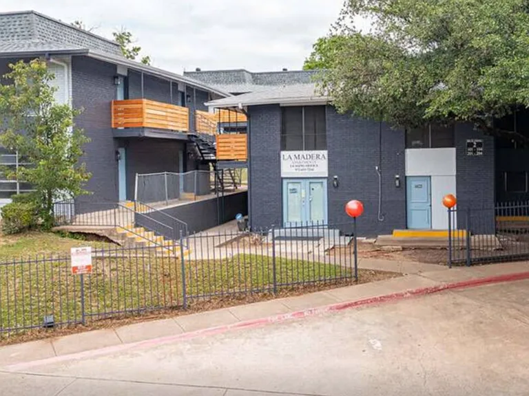 Quiet community setting in East Dallas
