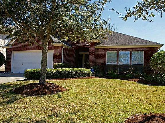 2nd image of 26611 Abbey Springs Ln