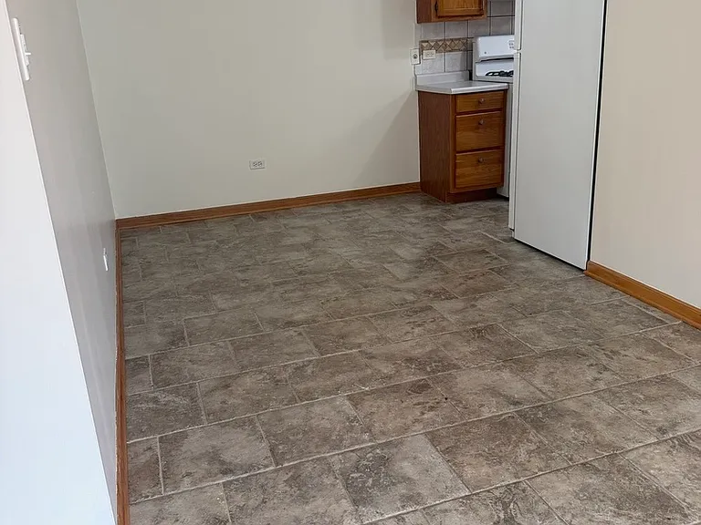 10707 S Keating Ave #3A — Photo 9