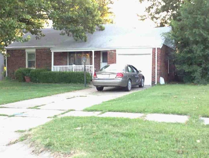 2nd image of 4002 E Vesta Dr
