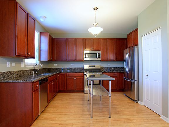 3rd image of 2673 Kingfisher Way