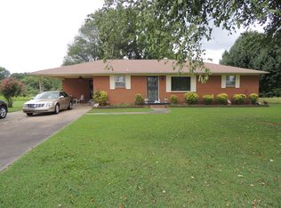 829 Frank Maynard Dr, Dyersburg, TN 38024