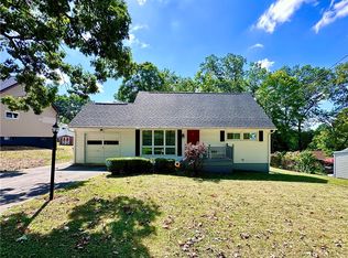 424 Shady Ln, New Castle, PA