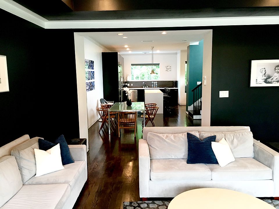 Living to dining to kitchen