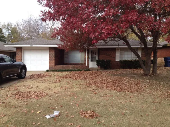 1727 Westchester Dr, Oklahoma City, OK 73120