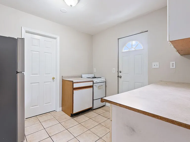 6028 NE Ainsworth St #D — Photo 4