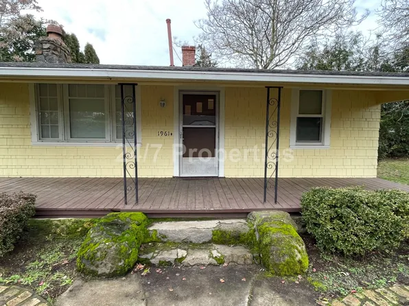 1961 SE Evergreen St, Milwaukie, OR 97222