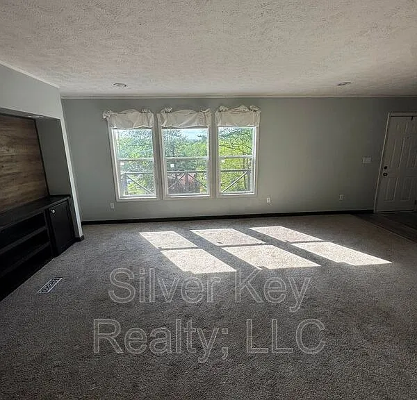 758 County Road 319 — Photo 8