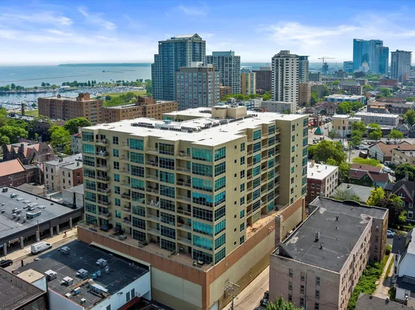 1550 East Royall PLACE #513, Milwaukee, WI 53202