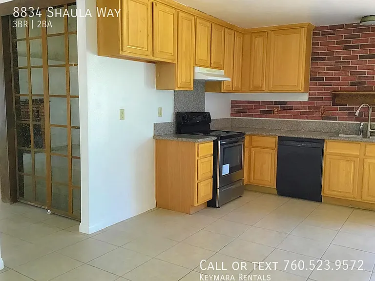 8834 Shaula Way — Photo 2