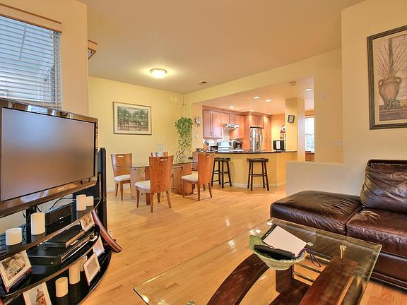 5th image of 435 Milan Dr Unit 106