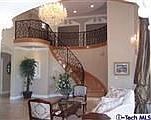 4th image of 5036 Walmar Ave