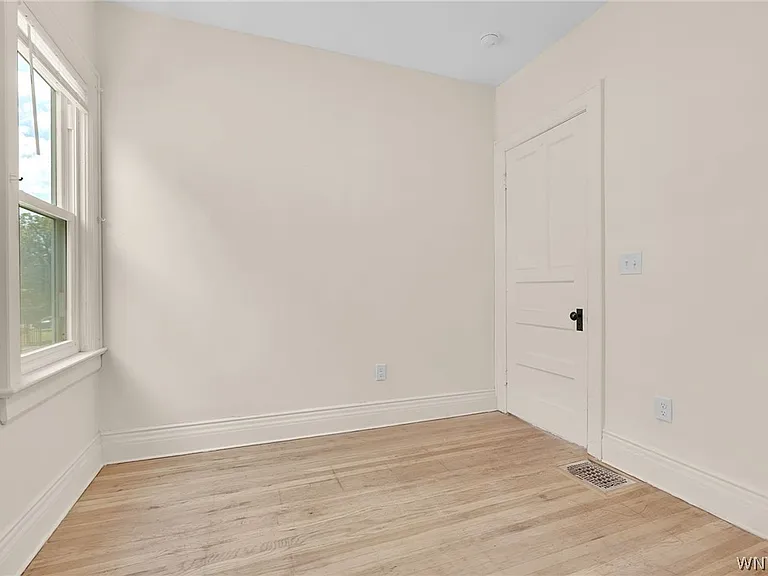 2206 Main St #2 — Photo 27
