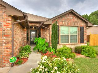 1005 N Eunice Ave, Newcastle, OK 73065
