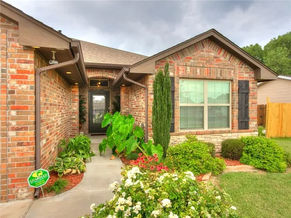 1005 N Eunice Ave, Newcastle, OK 73065