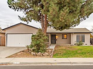 266 W Swift Ave, Clovis, CA 93612