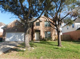 2511 Sunlight Ln, Pearland, TX 77584