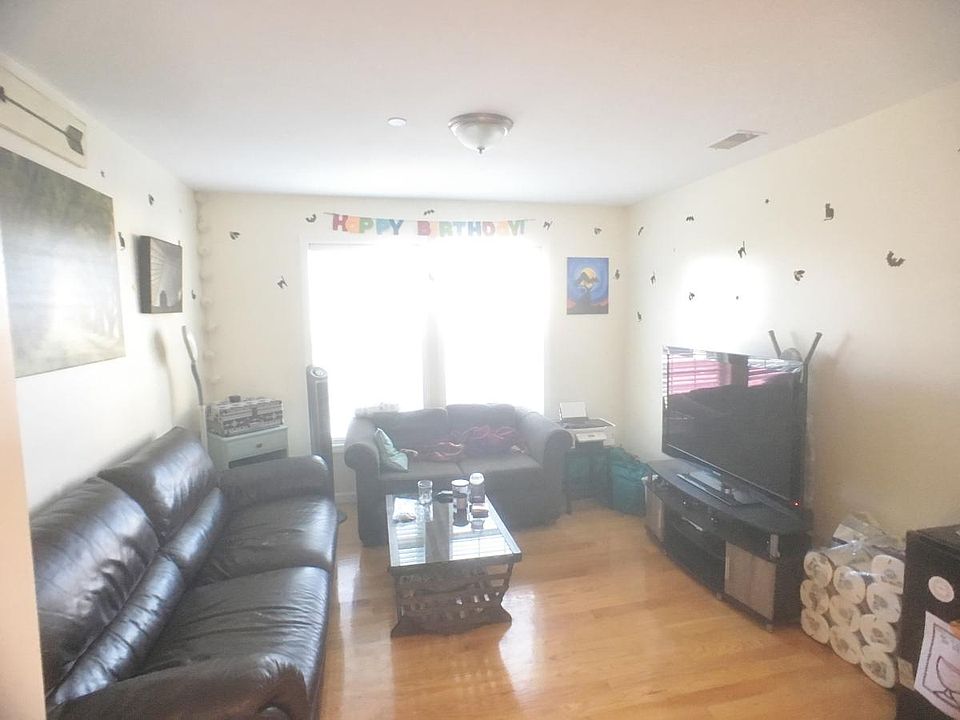 2nd image of 207 Hillside St #F2