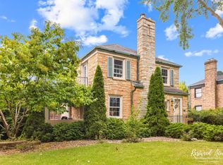 1163 S Poplar Ave, Kankakee, IL 60901