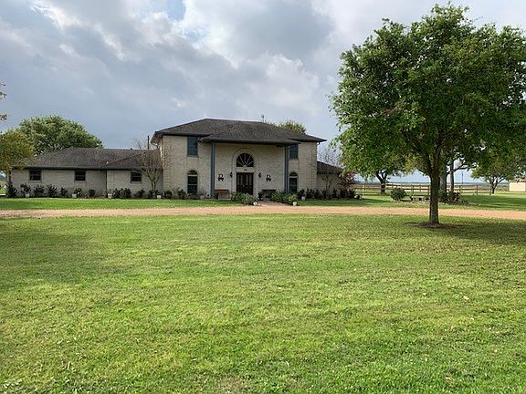 3rd image of 1024 County Road 185