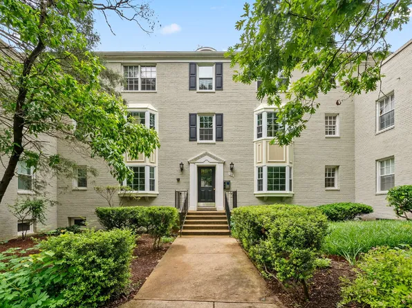 708 S Arlington Mill Dr APT 104, Arlington, VA 22204