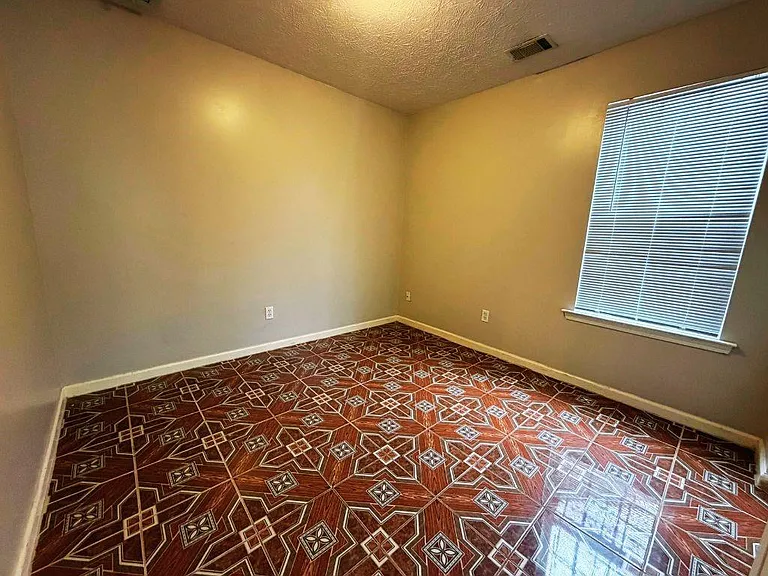 5410 Twin Lakes Dr — Photo 25