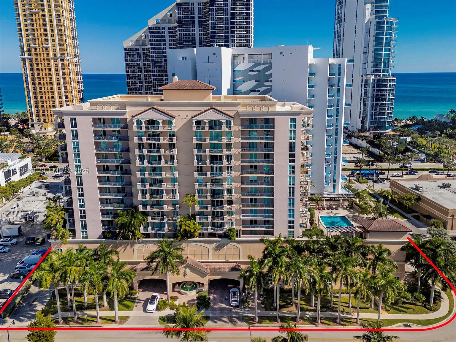 2 bed, 1200 sqft, $4,100 — Photo 1
