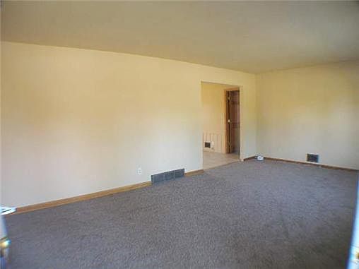 3rd image of 6617 Winchester Ave