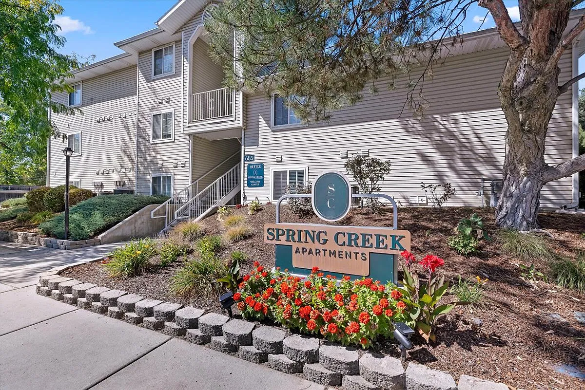 Spring Creek — Photo 1